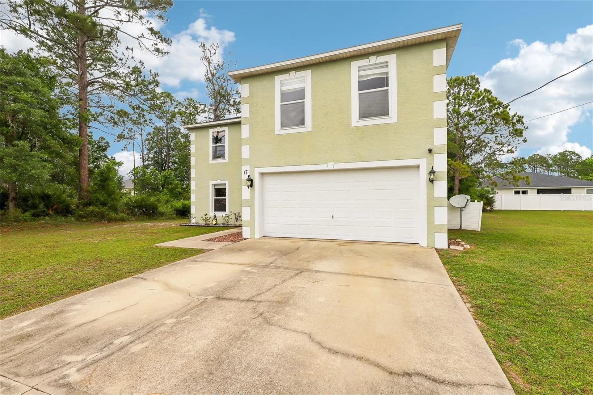 17 Pinell Lane Palm Coast FL 32164