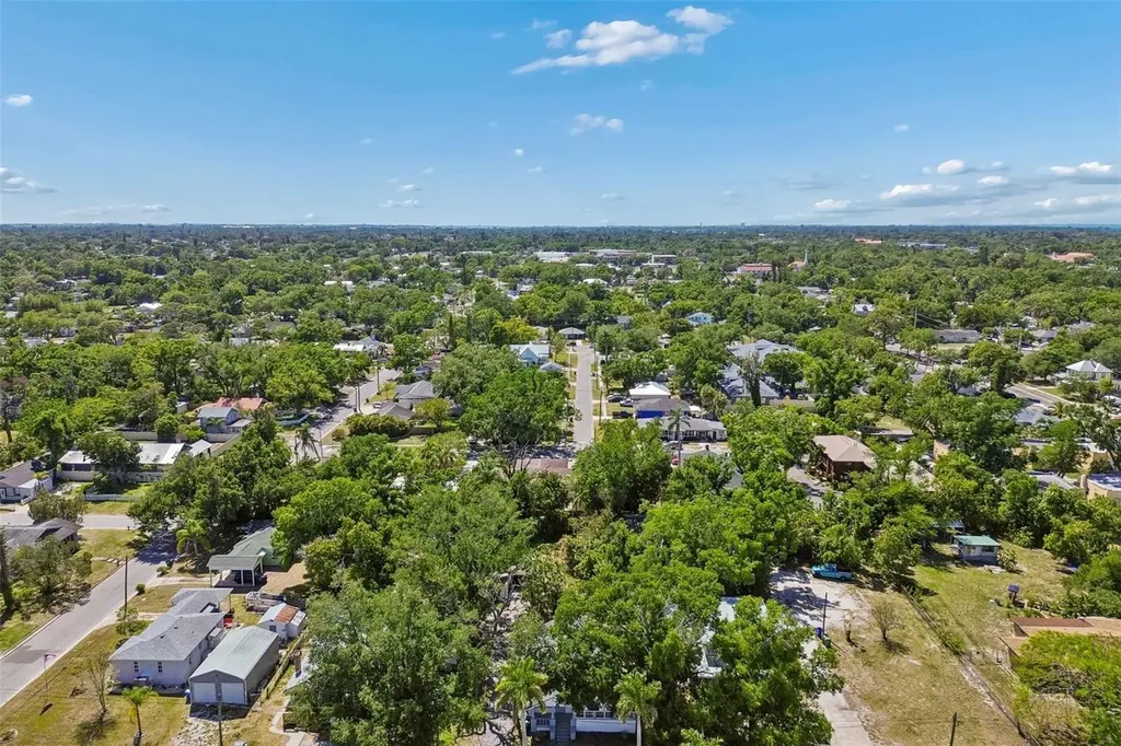 1002 23rd Street W Bradenton FL 34205