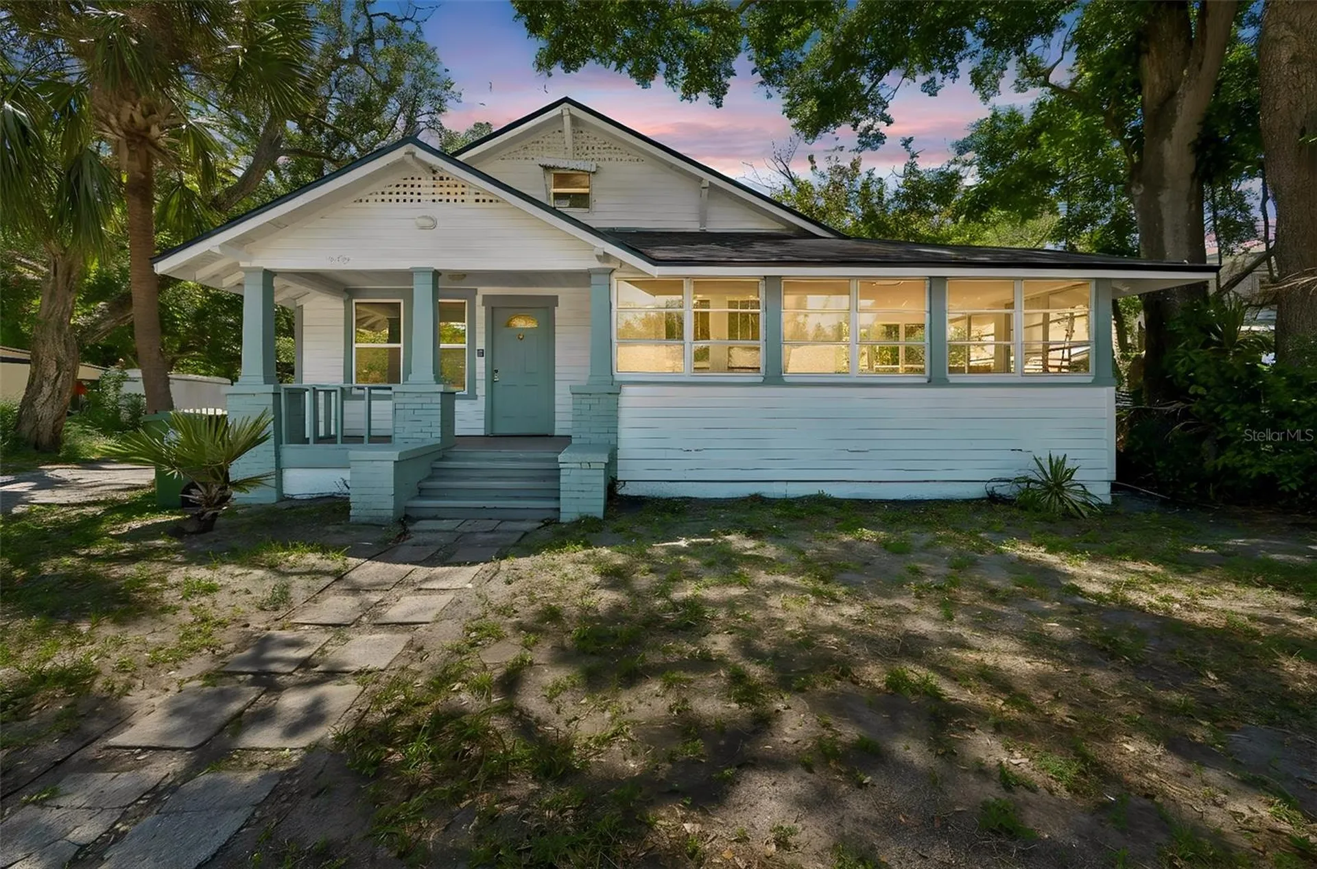 1002 23rd Street W Bradenton FL 34205