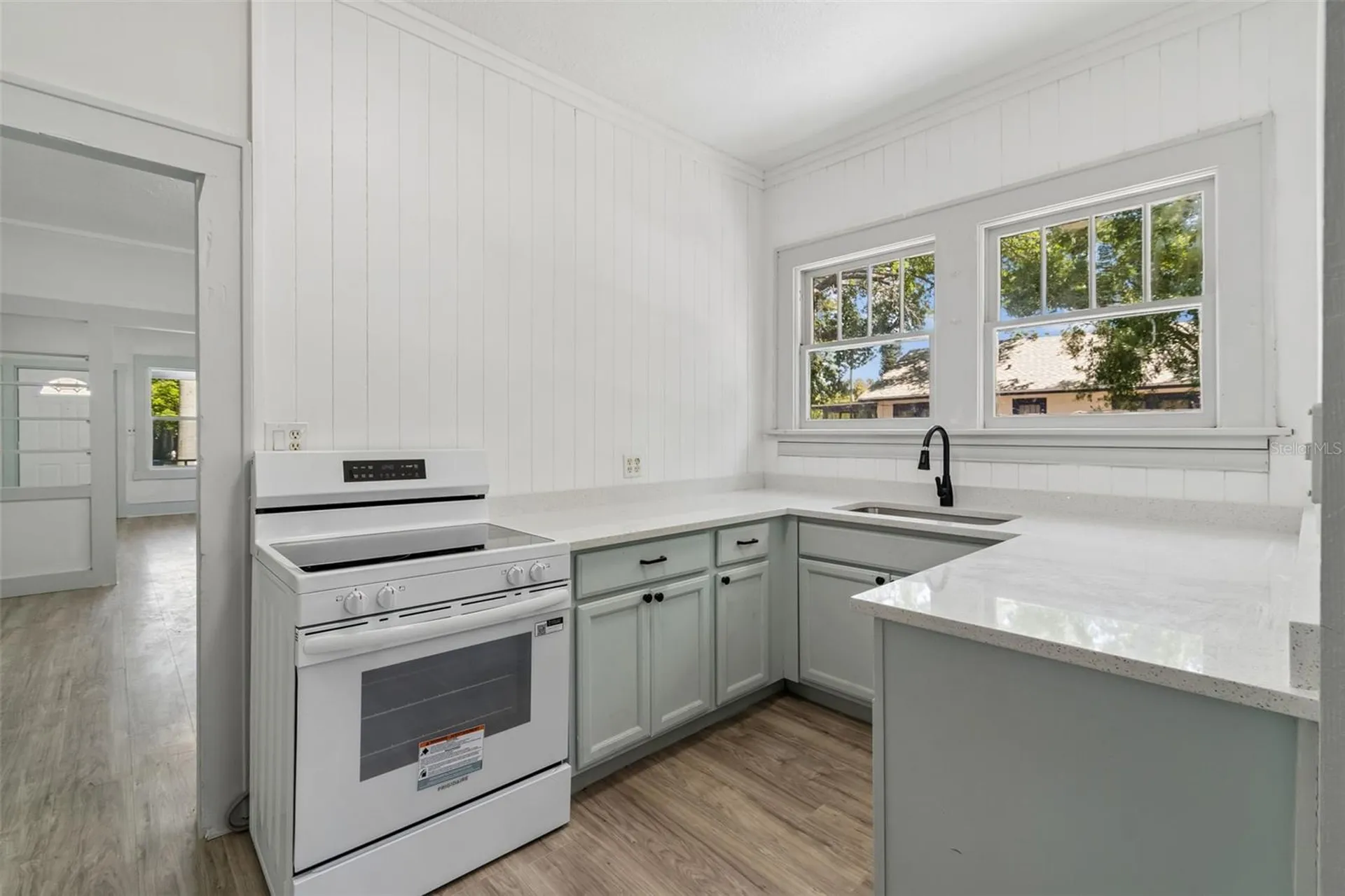 1002 23rd Street W Bradenton FL 34205