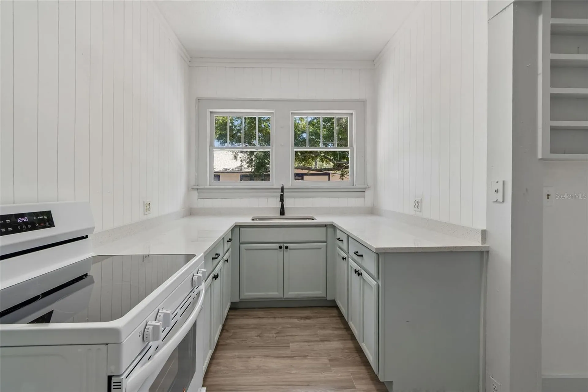 1002 23rd Street W Bradenton FL 34205