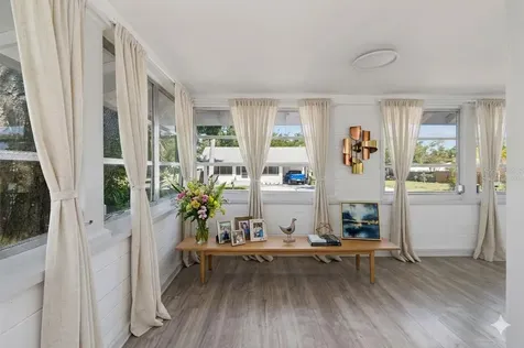 1002 23rd Street W Bradenton FL 34205
