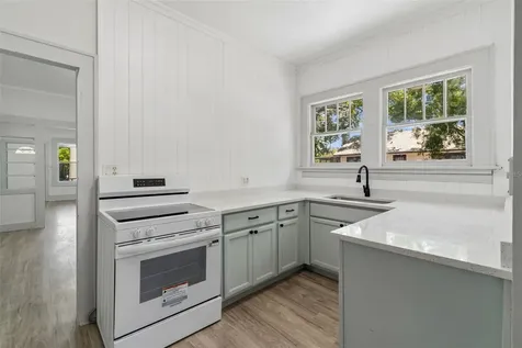 1002 23rd Street W Bradenton FL 34205