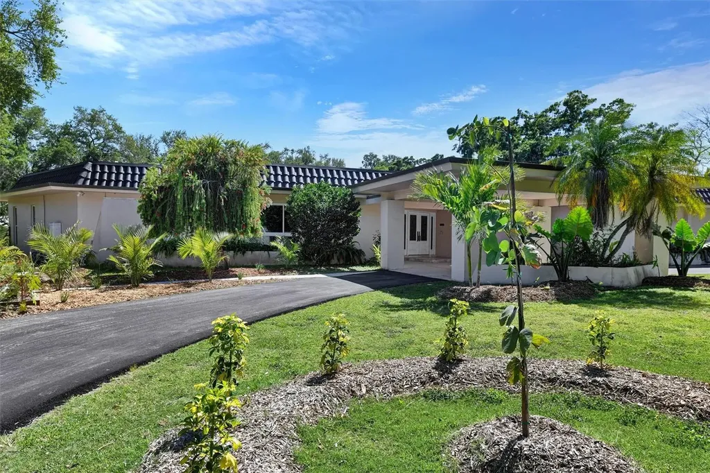 1875 Belleair Road Clearwater FL 33764