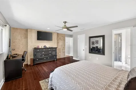 222 W Cottesmore Circle Longwood FL 32779
