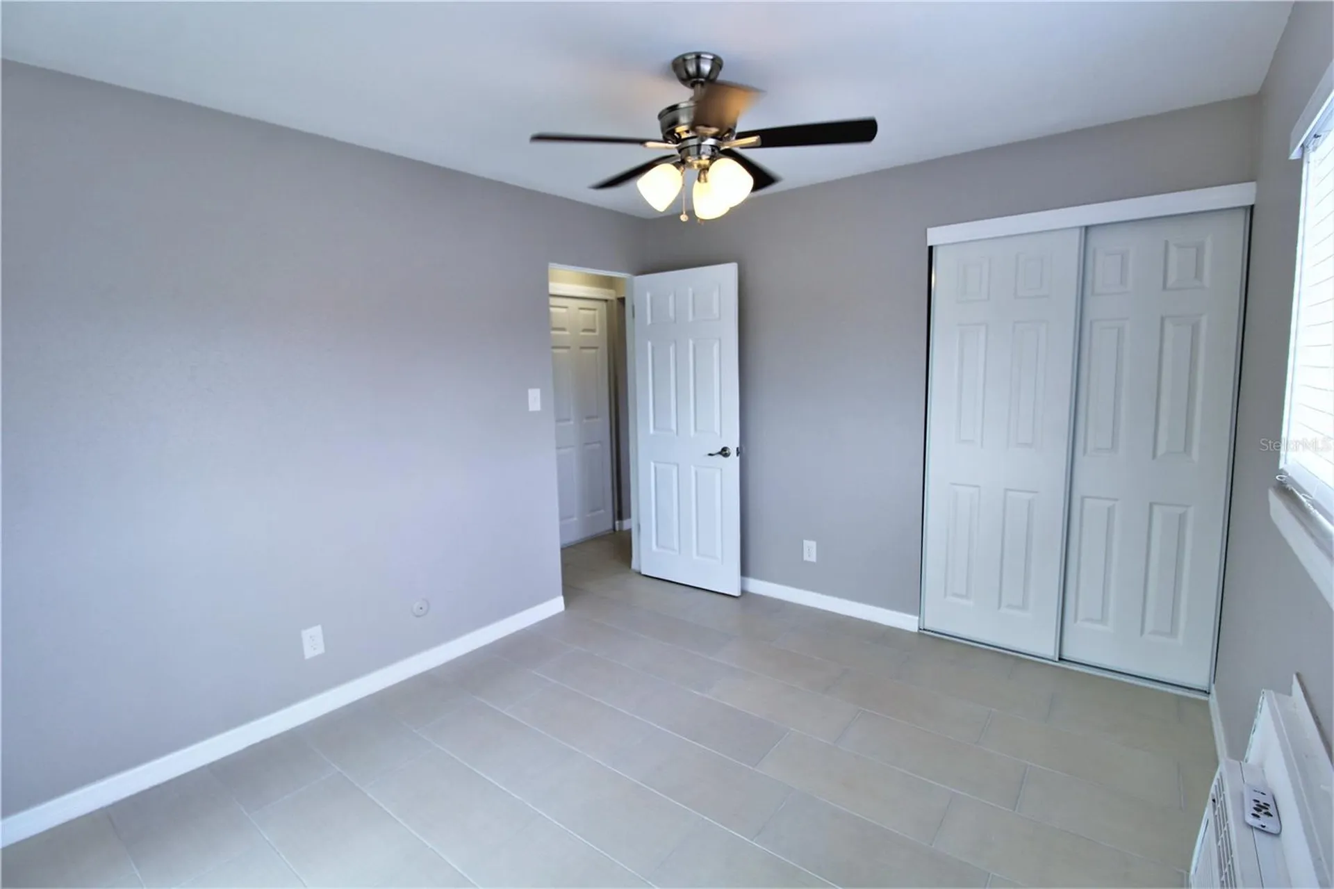 3001 Bee Ridge Road Sarasota FL 34239