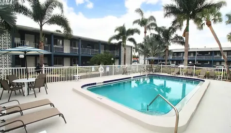 3001 Bee Ridge Road Sarasota FL 34239