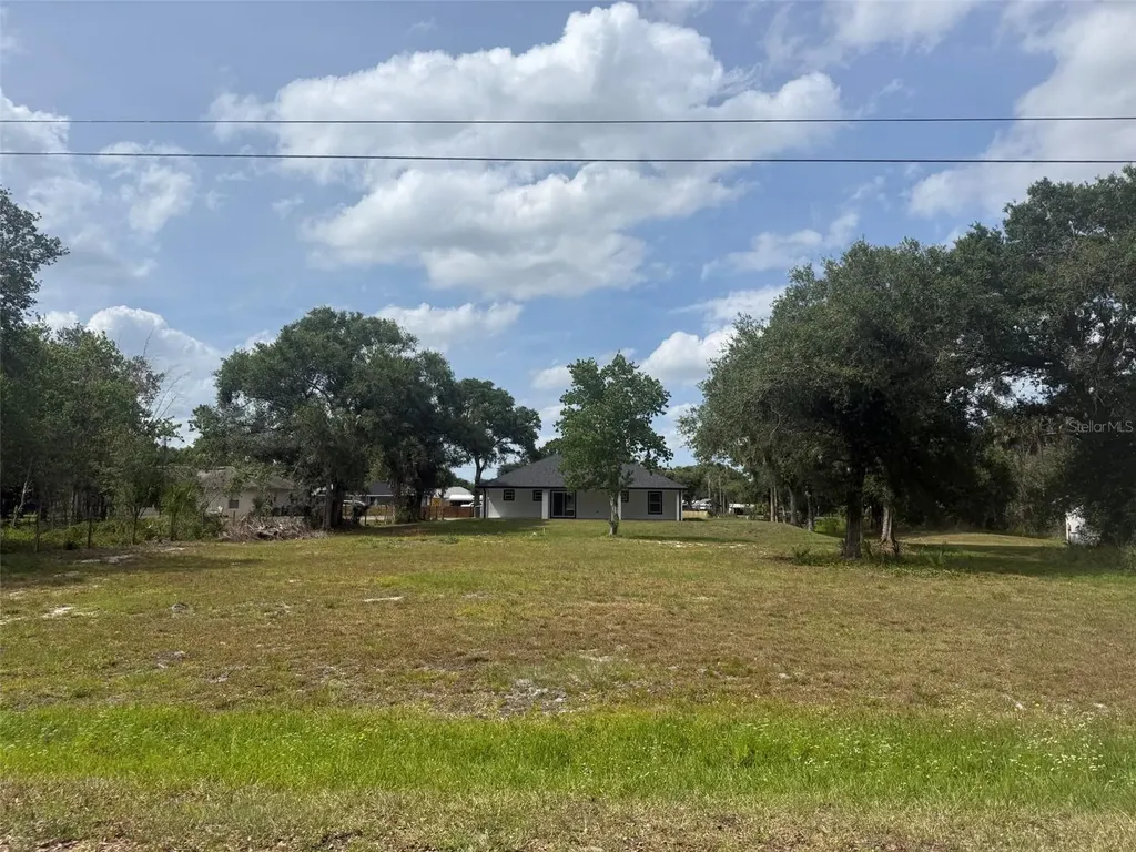 7555 NW 82nd Court Okeechobee FL 34972