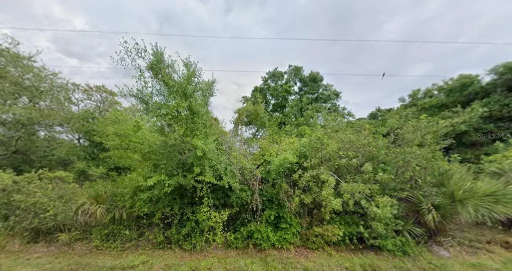 7555 NW 82nd Court Okeechobee FL 34972