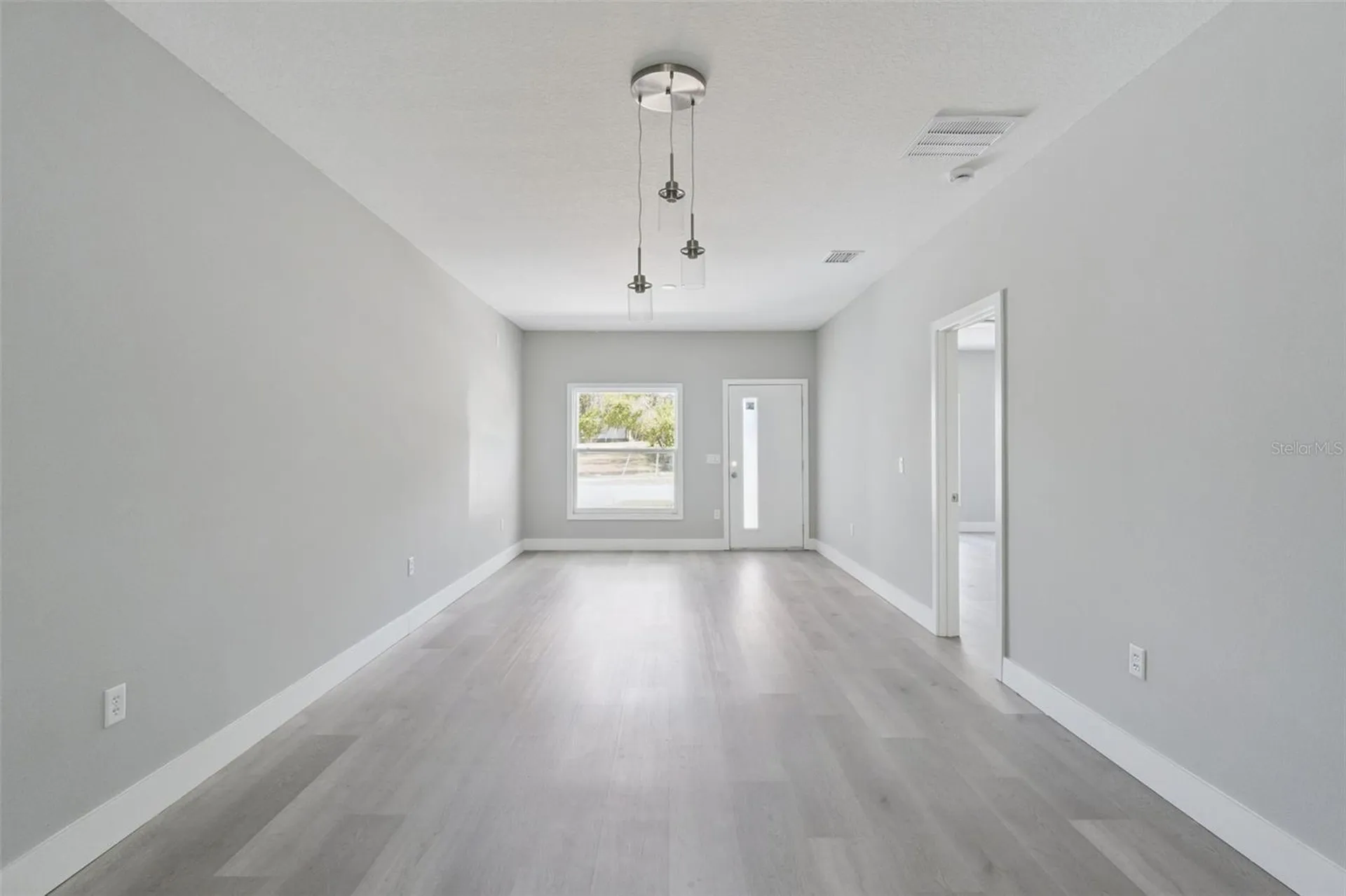 397 North Boulevard W Davenport FL 33837
