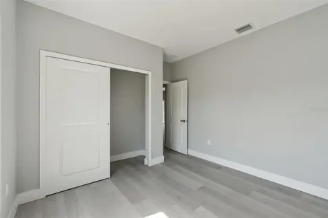 397 North Boulevard W Davenport FL 33837