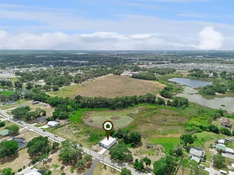 397 North Boulevard W Davenport FL 33837