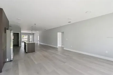 397 North Boulevard W Davenport FL 33837
