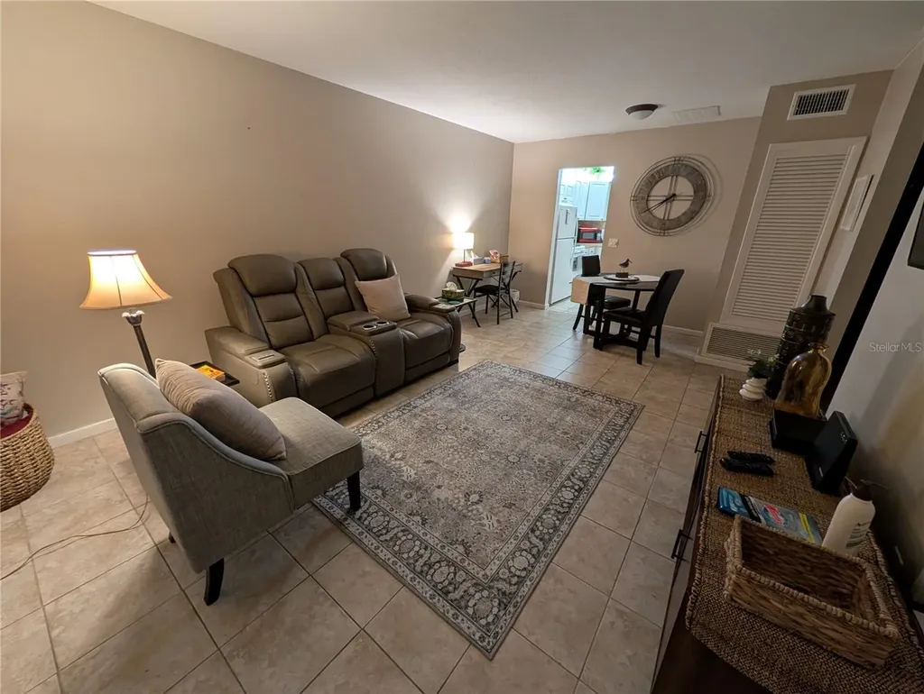 9911 Dahlia Street N Pinellas Park FL 33782