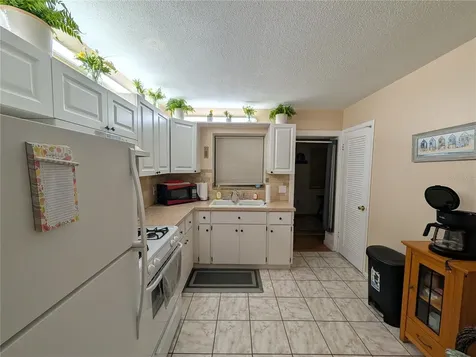 9911 Dahlia Street N Pinellas Park FL 33782