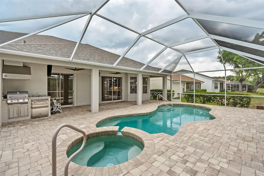 4042 Westbourne Circle Sarasota FL 34238