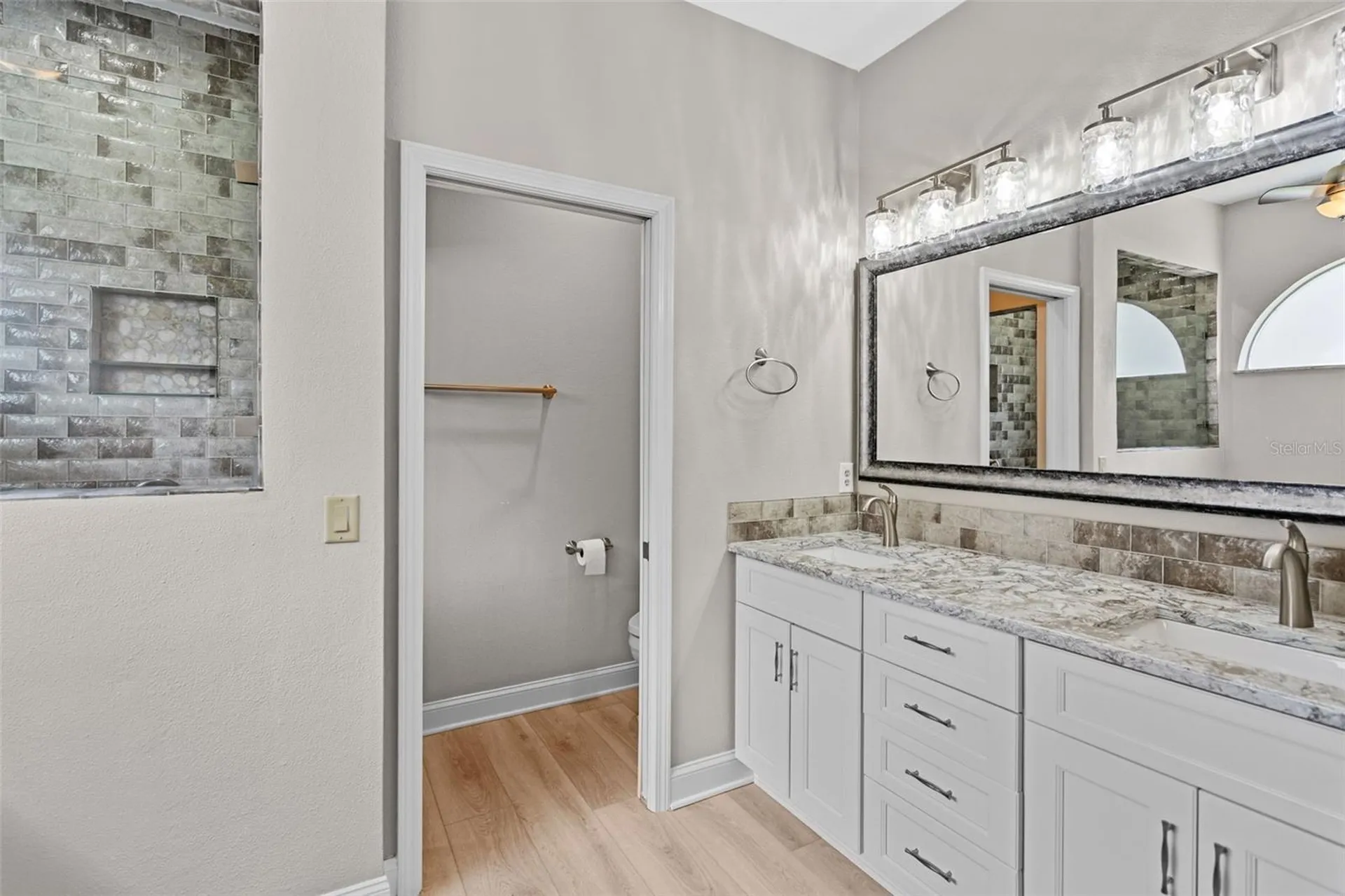 4042 Westbourne Circle Sarasota FL 34238