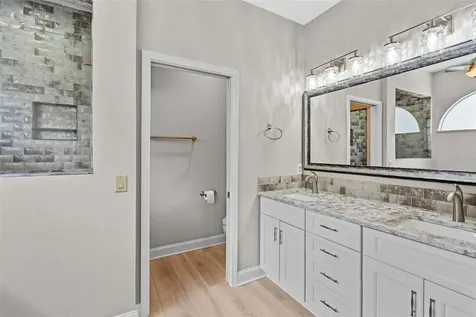 4042 Westbourne Circle Sarasota FL 34238