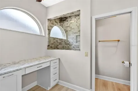 4042 Westbourne Circle Sarasota FL 34238