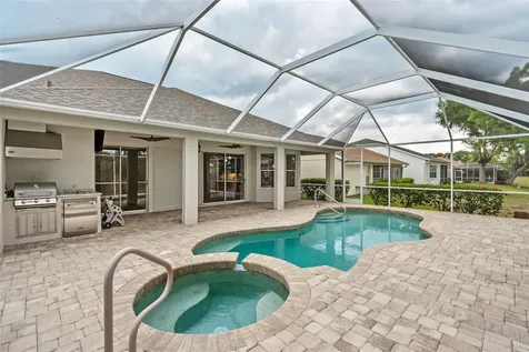 4042 Westbourne Circle Sarasota FL 34238