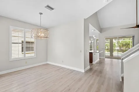 4042 Westbourne Circle Sarasota FL 34238