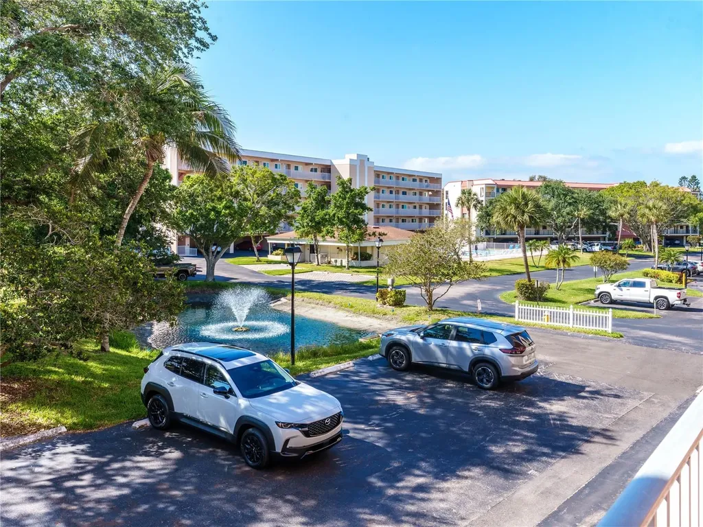 9510 Harbor Greens Way Seminole FL 33776
