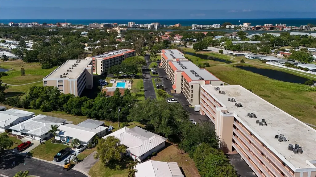 9510 Harbor Greens Way Seminole FL 33776