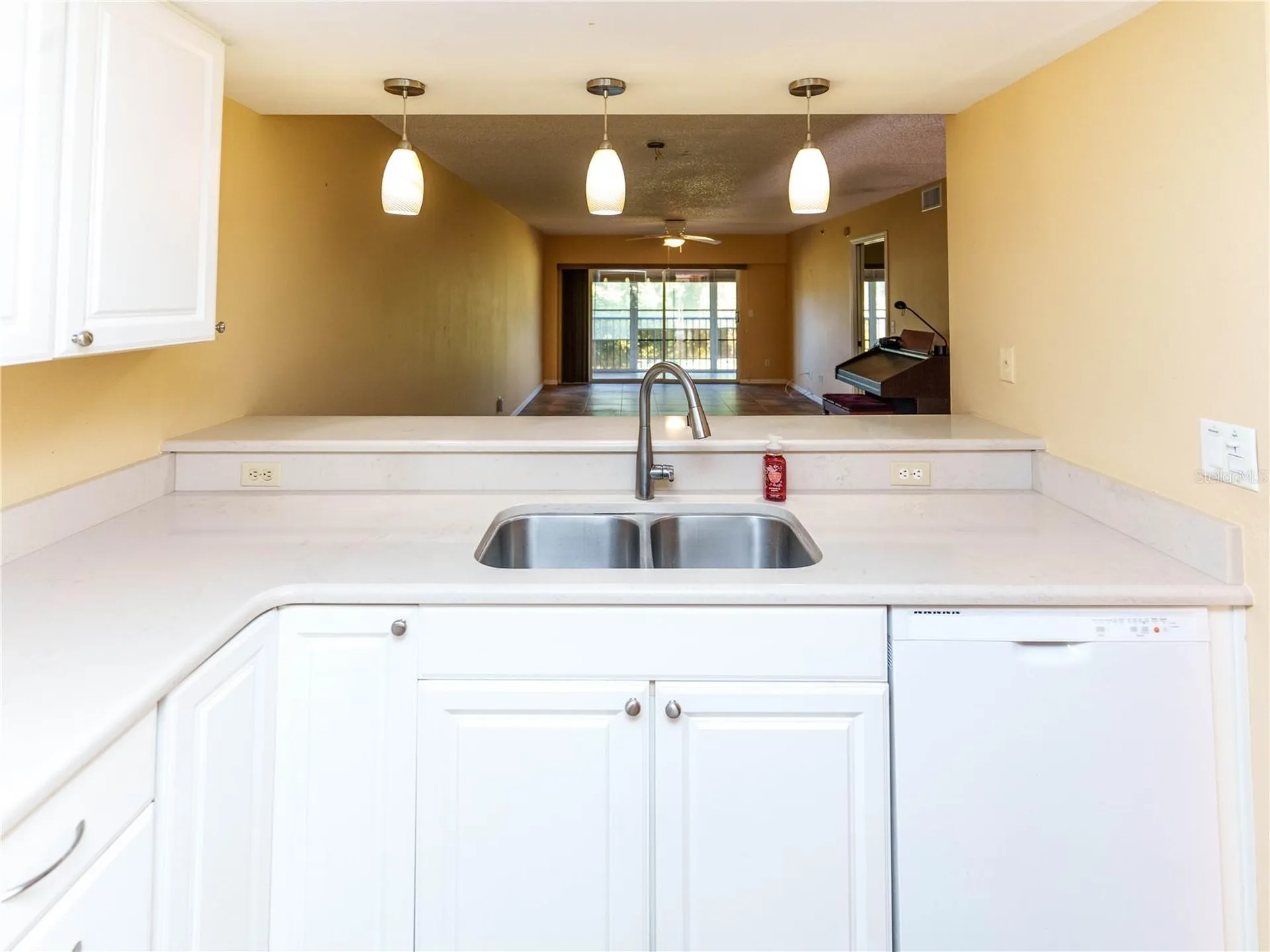 9510 Harbor Greens Way Seminole FL 33776