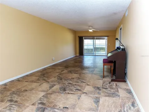 9510 Harbor Greens Way Seminole FL 33776