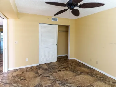 9510 Harbor Greens Way Seminole FL 33776