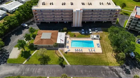 9510 Harbor Greens Way Seminole FL 33776