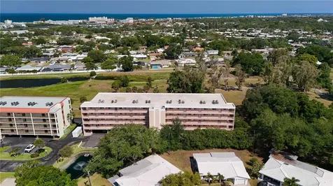 9510 Harbor Greens Way Seminole FL 33776