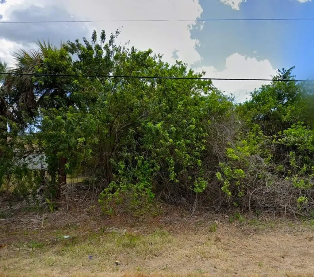 690 Lomond Drive Port Charlotte FL 33953