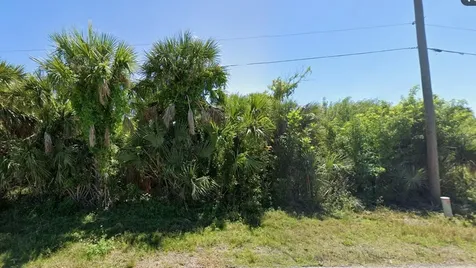 12379 Cole Avenue Port Charlotte FL 33981