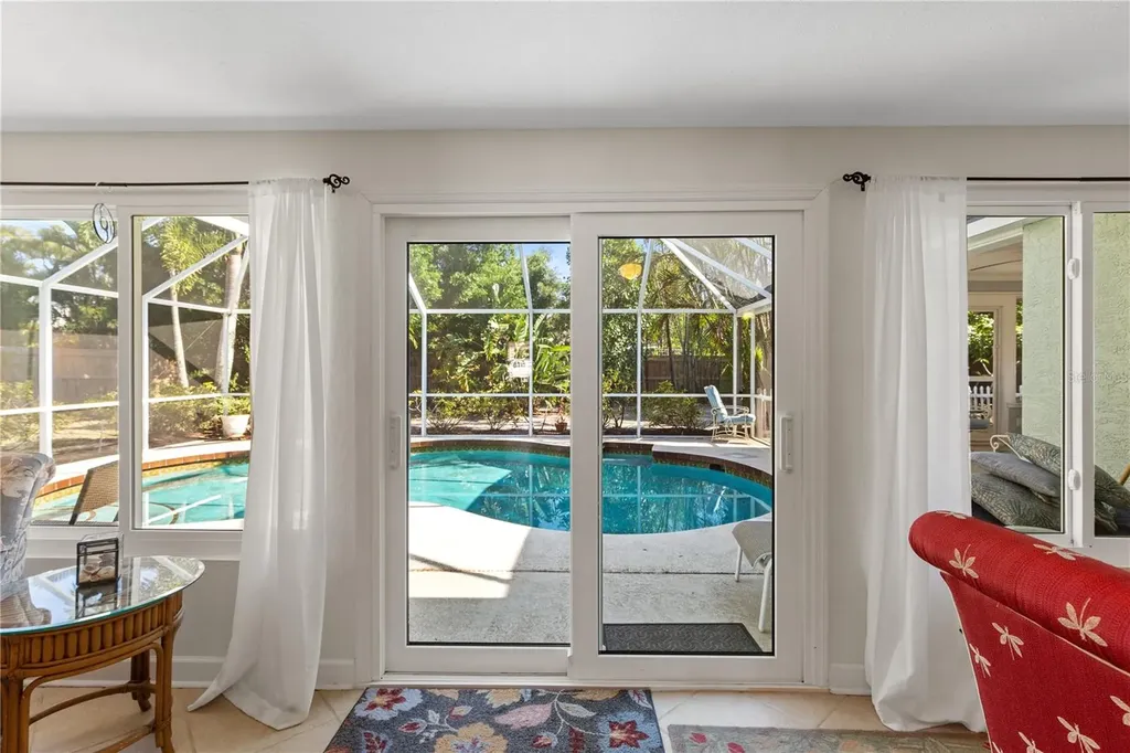 7860 Holiday Drive Sarasota FL 34231