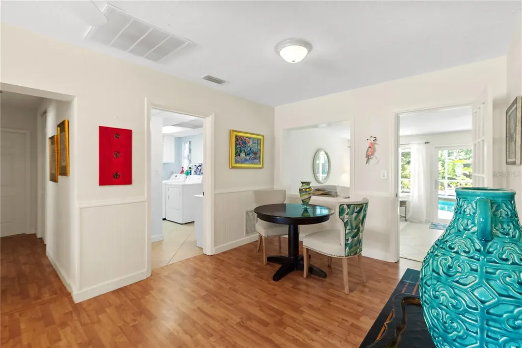 7860 Holiday Drive Sarasota FL 34231