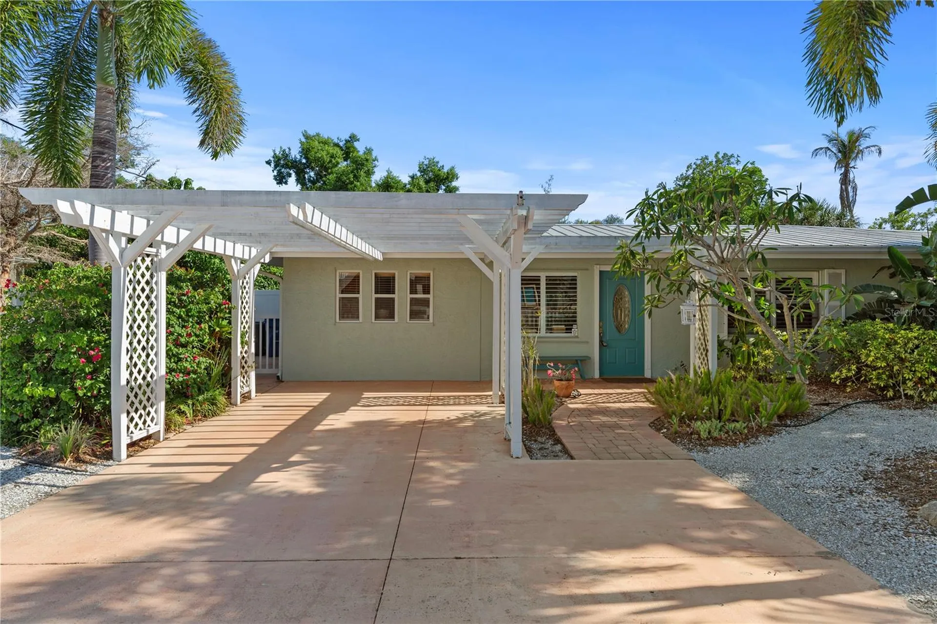 7860 Holiday Drive Sarasota FL 34231