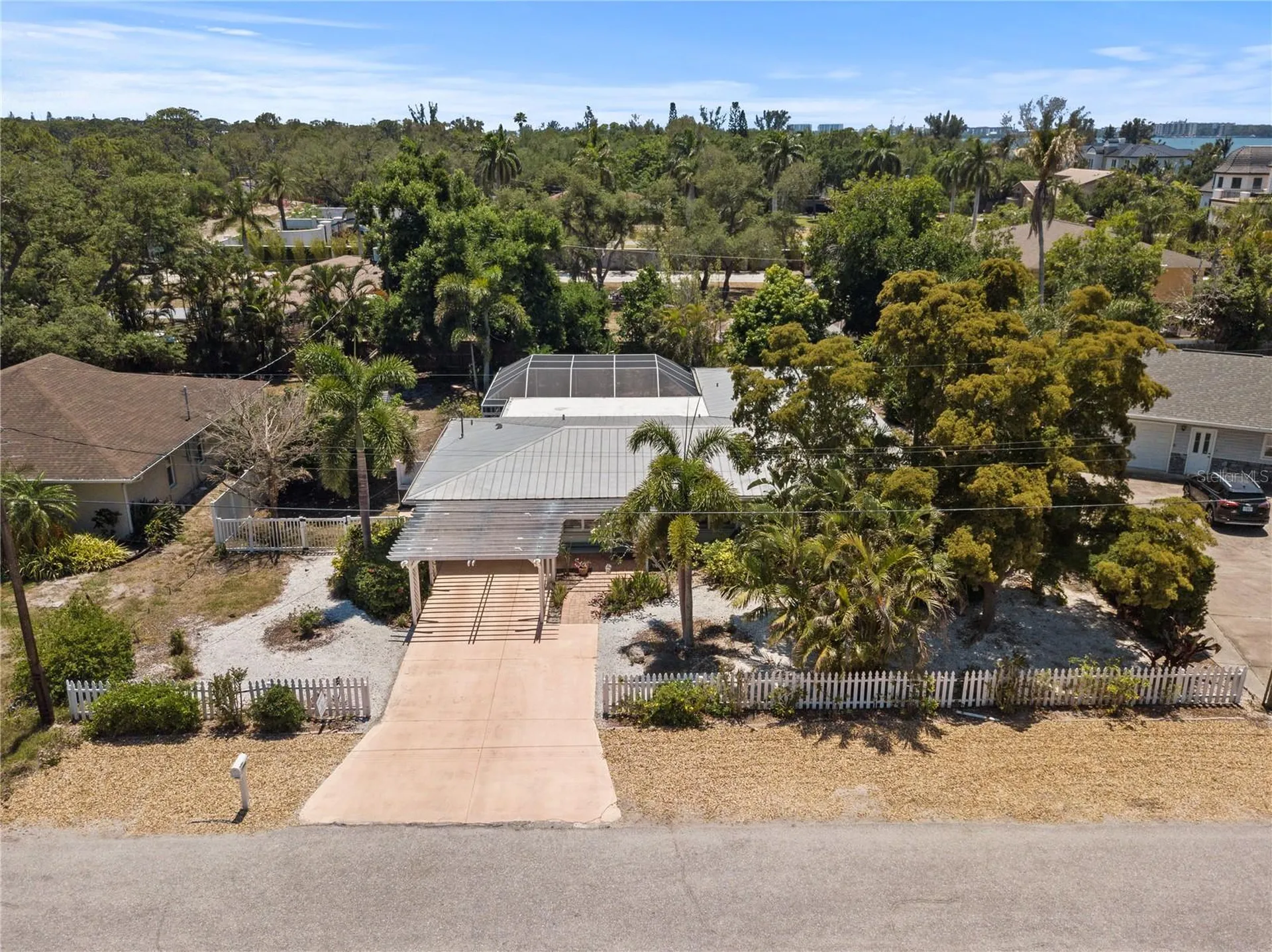 7860 Holiday Drive Sarasota FL 34231