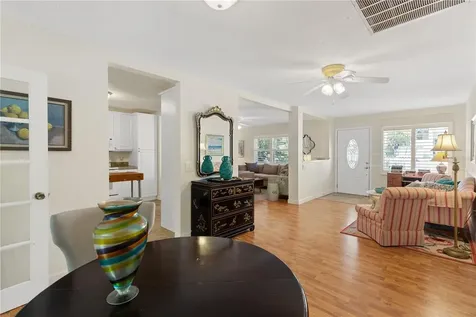 7860 Holiday Drive Sarasota FL 34231