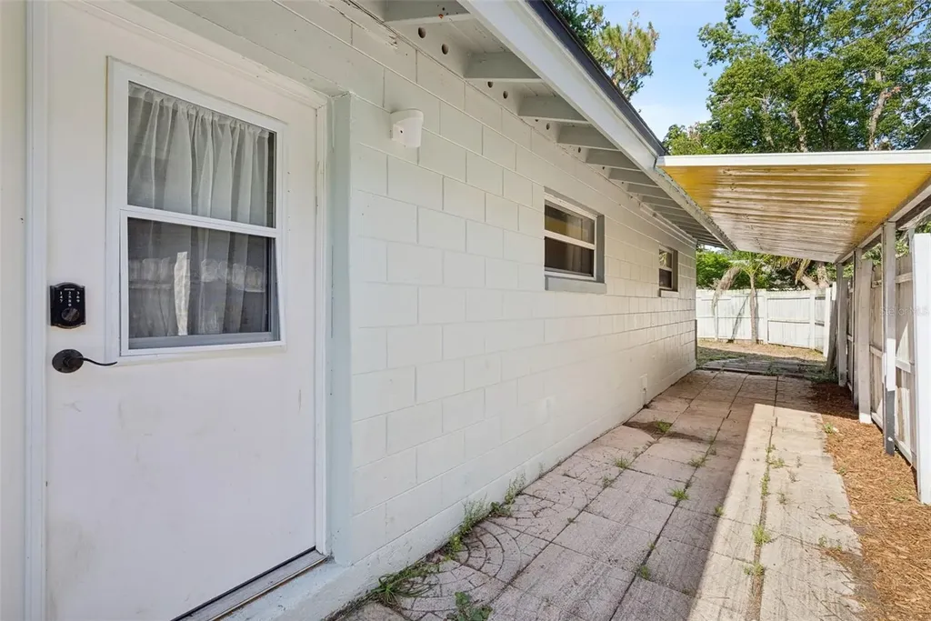 401 W 10th Street Sanford FL 32771