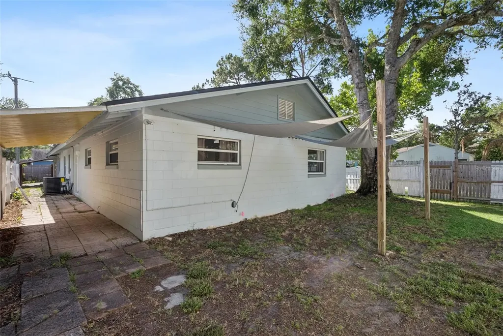 401 W 10th Street Sanford FL 32771