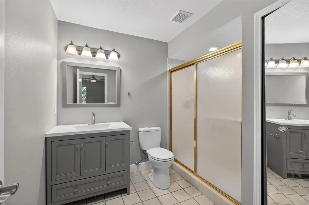14617 Loridawn Drive Seminole FL 33776