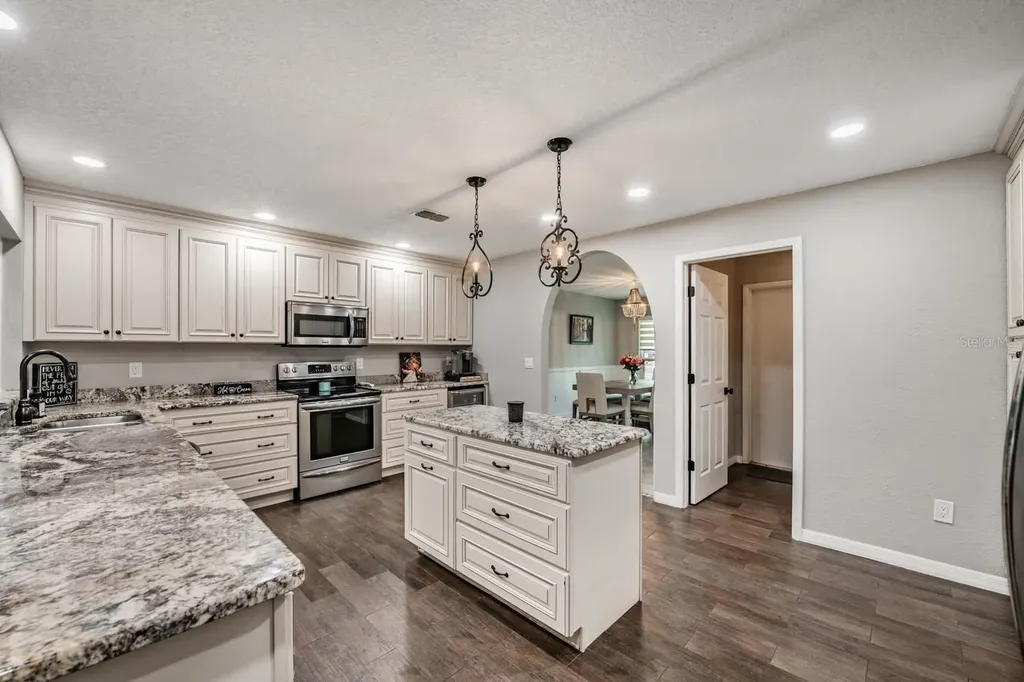 4218 Summerdale Drive Tampa FL 33624