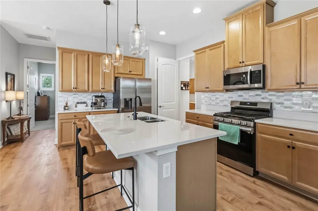 2305 Datura Loop St Cloud FL 34772