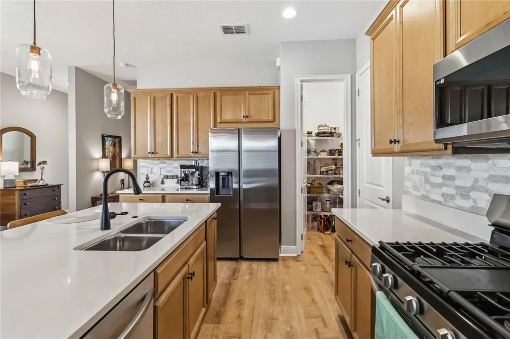 2305 Datura Loop St Cloud FL 34772