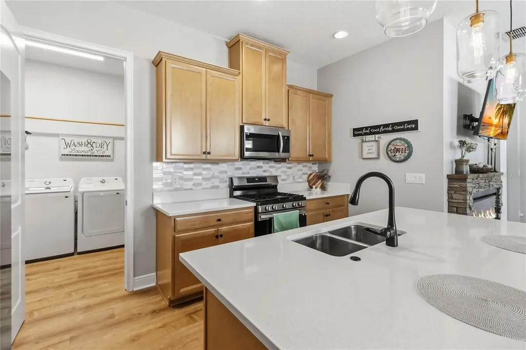 2305 Datura Loop St Cloud FL 34772