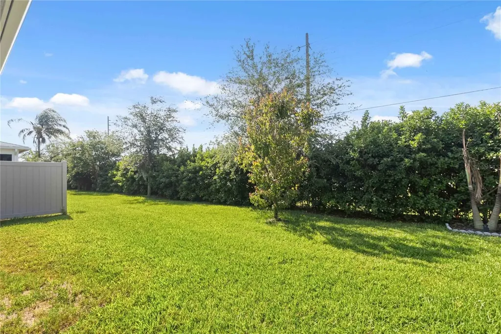 2305 Datura Loop St Cloud FL 34772