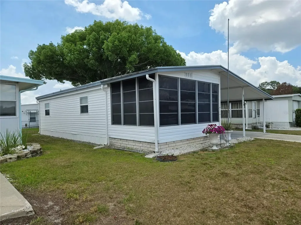6326 Friendship Lane Zephyrhills FL 33542