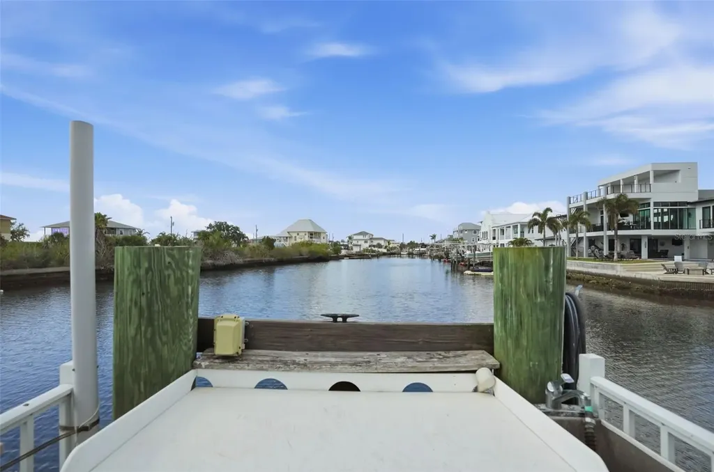 13822 Malcolm Avenue Hudson FL 34667