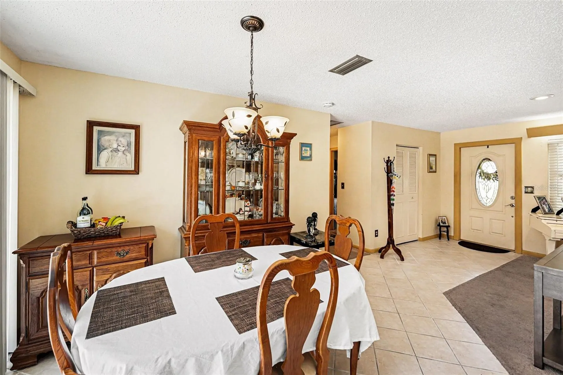 5923 Dunfries Street N St Petersburg FL 33709